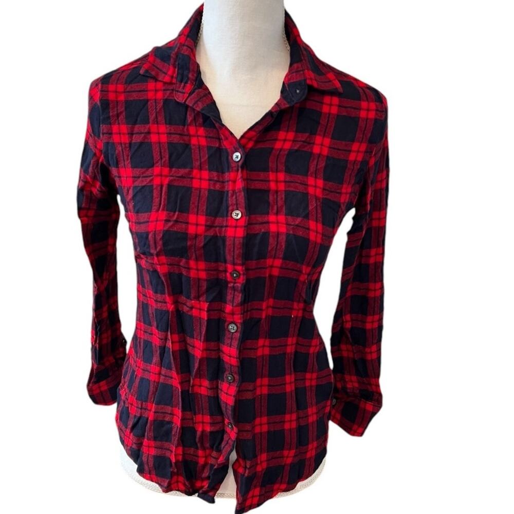 Banana Republic Red Plaid Flannel button down shirt XS